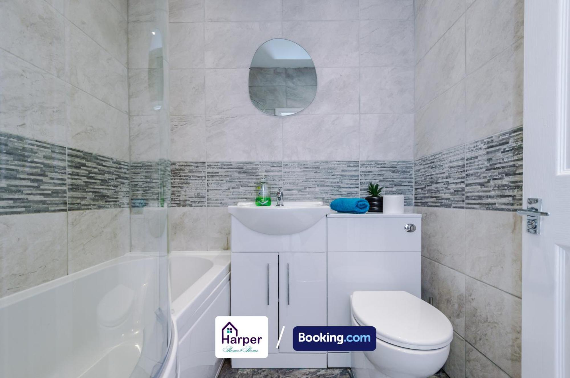 Spacious Detached Bungalow By Harperletting Short Lets & Serviced Accommodation Buckely With Pool Table & Driveway Buckley Exteriér fotografie